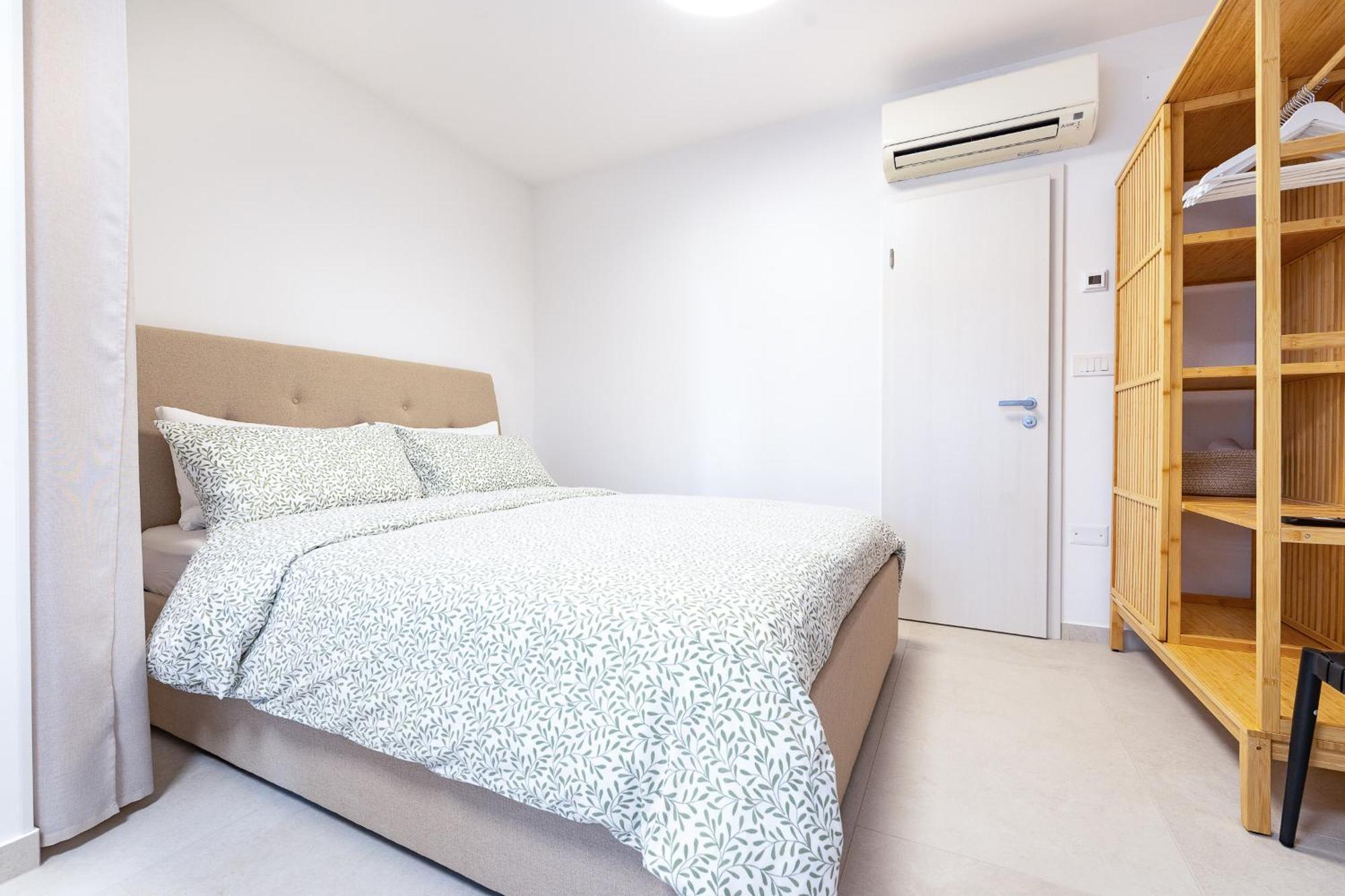 Isolana Apartment Izola Bagian luar foto